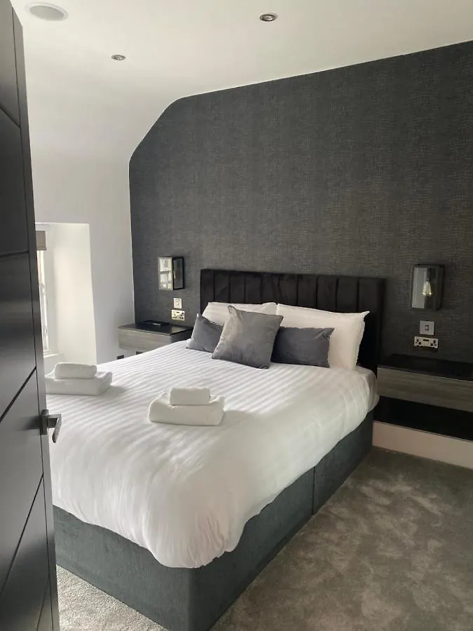 Luxury Royal Mile Boutique 2Bedroom Apartment Edinburgh United Kingdom