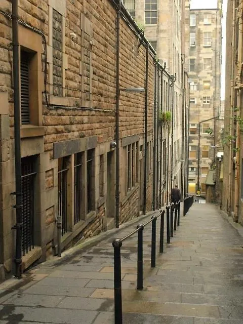 Luxury Royal Mile Boutique 2Bedroom Apartment Edinburgh