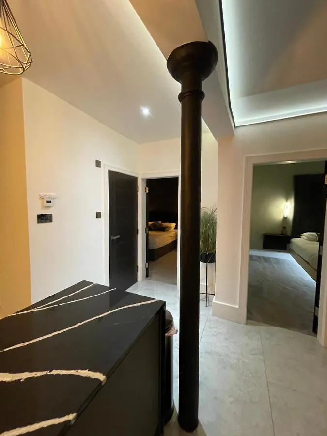 Luxury Royal Mile Boutique 2Bedroom Apartment Edinburgh Großbritannien